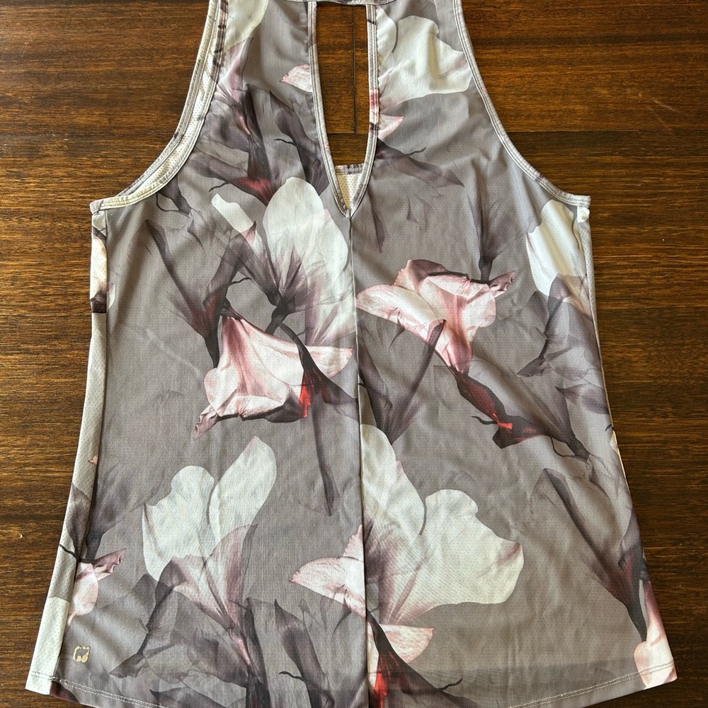 Fabletics Workout Tank - Picture 4 of 5